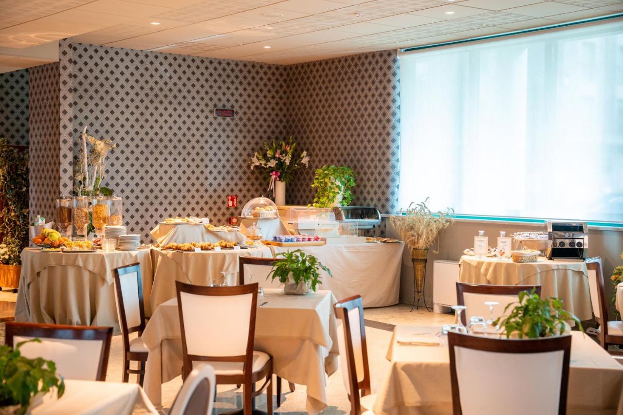 Hotel Parisi نيشولينو المظهر الخارجي الصورة