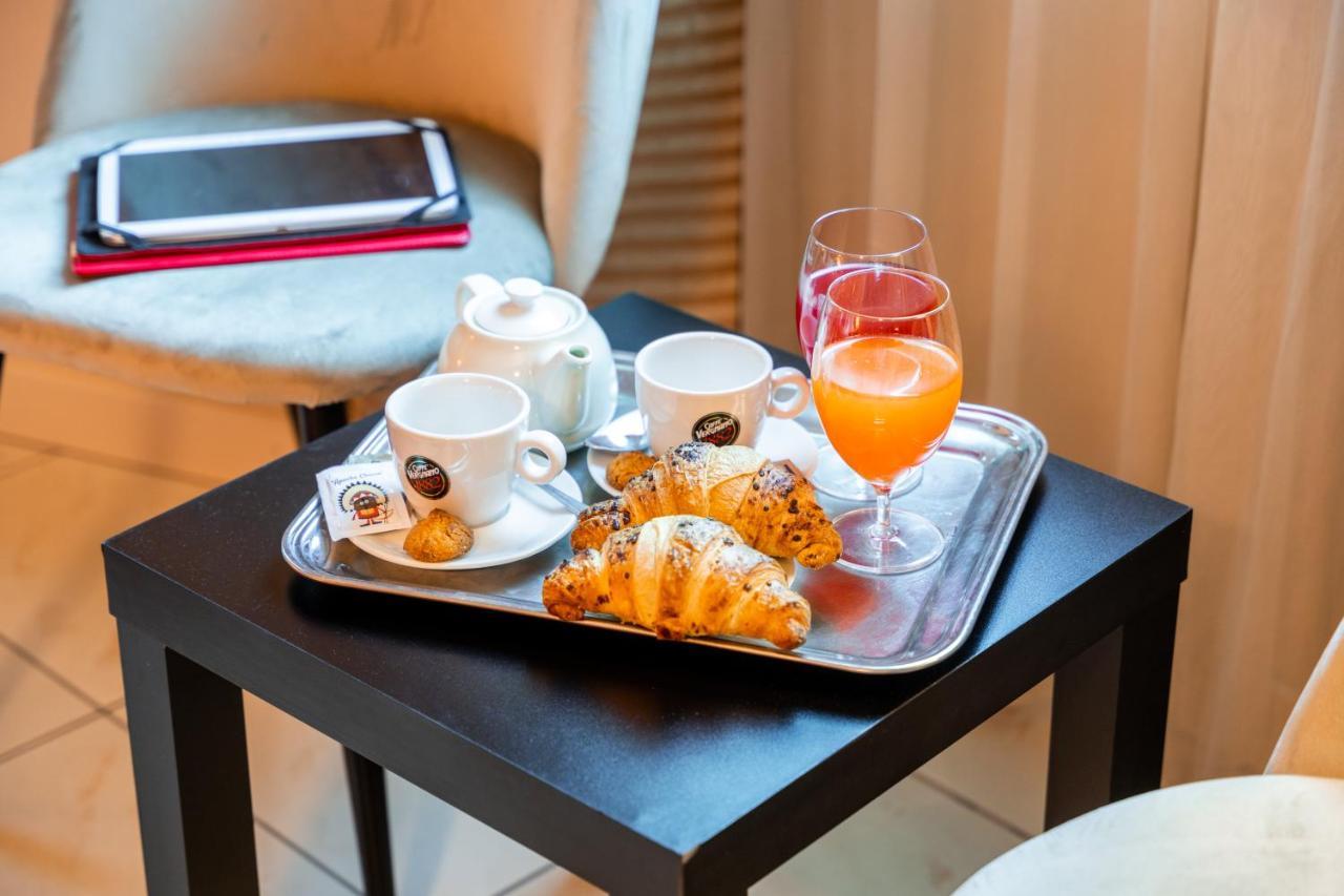 Hotel Parisi نيشولينو المظهر الخارجي الصورة