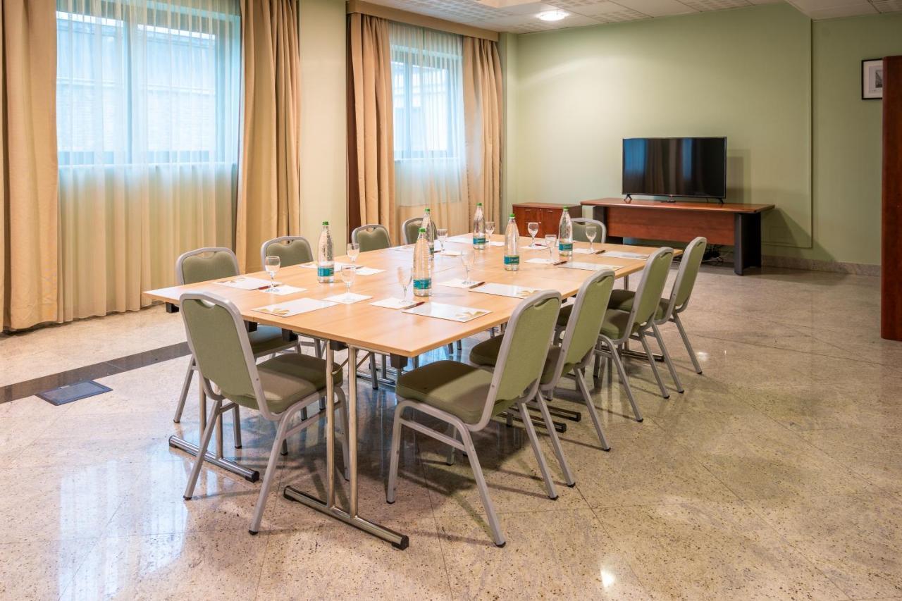Hotel Parisi نيشولينو المظهر الخارجي الصورة